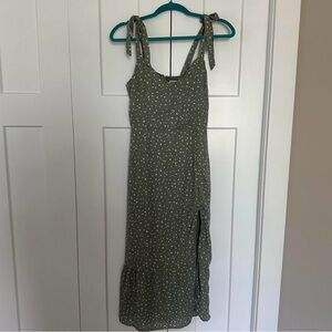 Abercrombie & Fitch Green Midi Dress with White Patterns